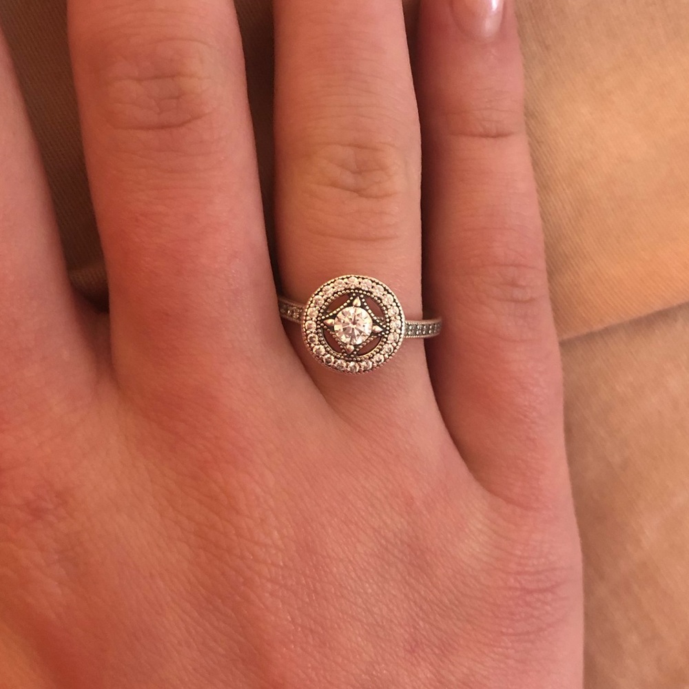 Pandora Ornate rare Vintage ring retired
